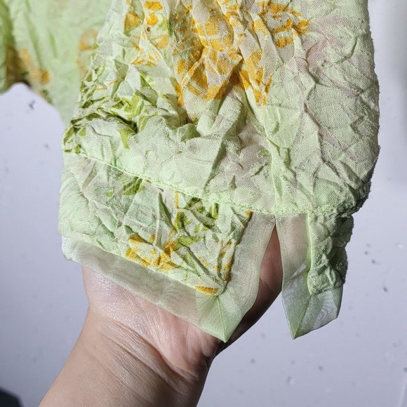 First Issue Womens Lime Green Floral Sheer Button-Down Blouse Large Mature Light - Picture 4 of 11